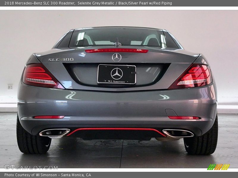 Selenite Grey Metallic / Black/Silver Pearl w/Red Piping 2018 Mercedes-Benz SLC 300 Roadster