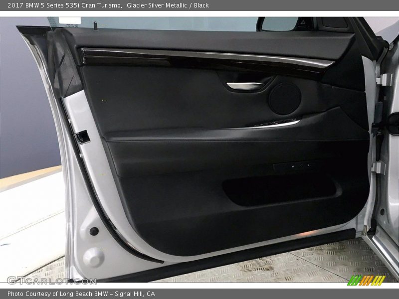 Door Panel of 2017 5 Series 535i Gran Turismo