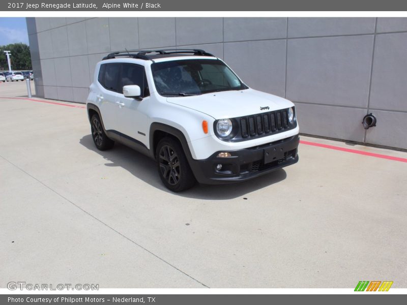 Alpine White / Black 2017 Jeep Renegade Latitude