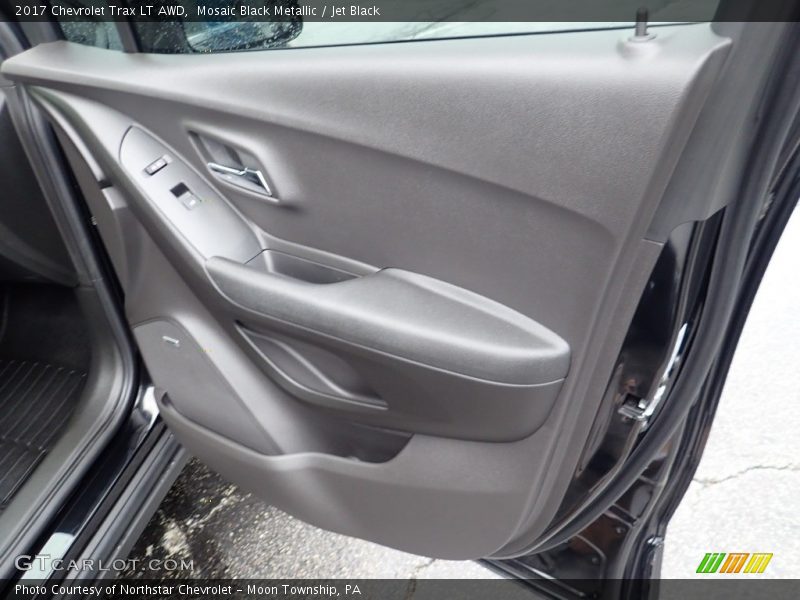 Mosaic Black Metallic / Jet Black 2017 Chevrolet Trax LT AWD