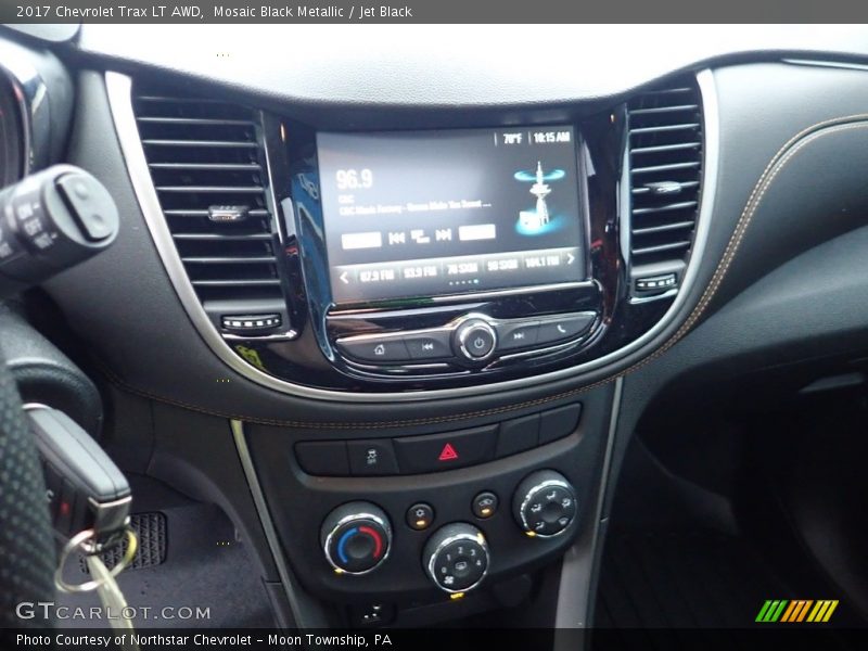 Mosaic Black Metallic / Jet Black 2017 Chevrolet Trax LT AWD