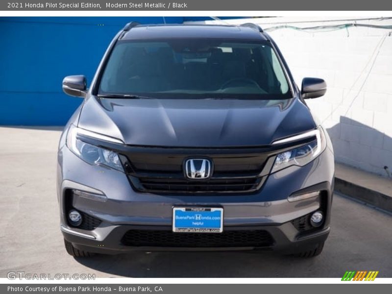 Modern Steel Metallic / Black 2021 Honda Pilot Special Edition