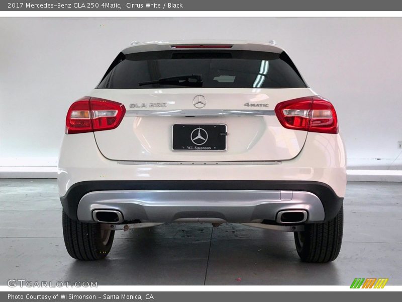 Cirrus White / Black 2017 Mercedes-Benz GLA 250 4Matic