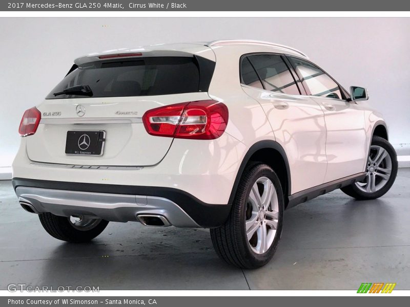 Cirrus White / Black 2017 Mercedes-Benz GLA 250 4Matic