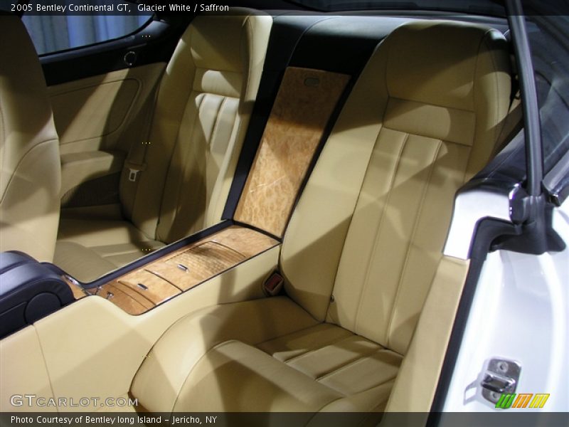 Glacier White / Saffron 2005 Bentley Continental GT