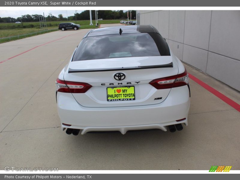 Super White / Cockpit Red 2020 Toyota Camry XSE