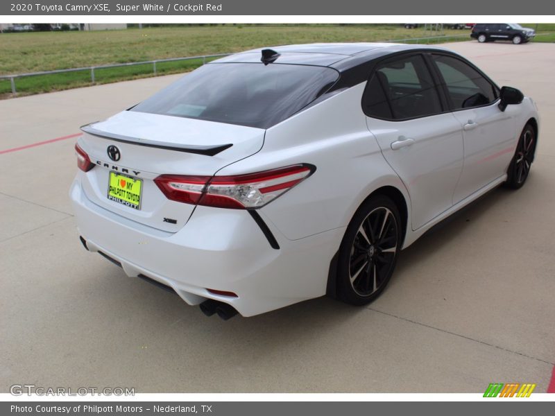 Super White / Cockpit Red 2020 Toyota Camry XSE