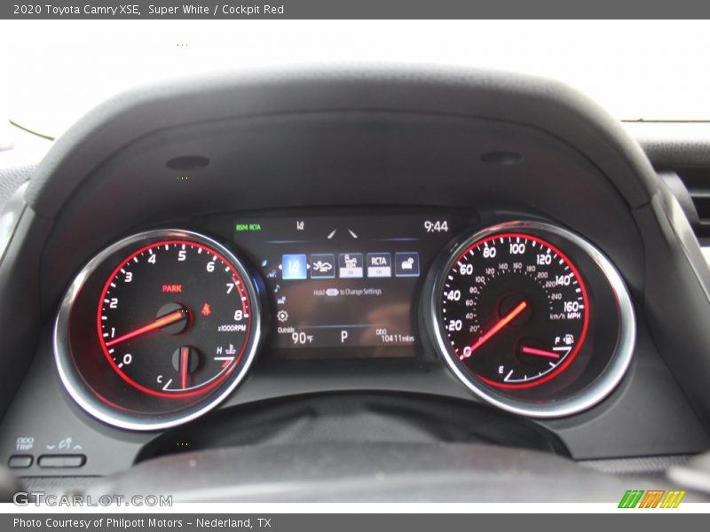Super White / Cockpit Red 2020 Toyota Camry XSE