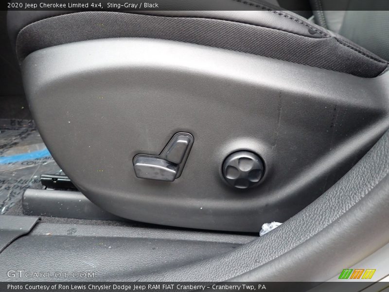 Sting-Gray / Black 2020 Jeep Cherokee Limited 4x4