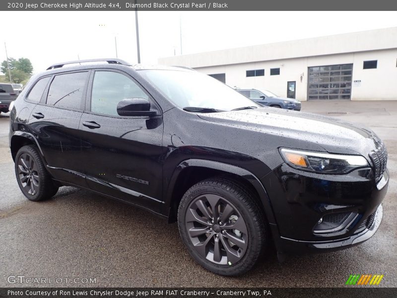 Front 3/4 View of 2020 Cherokee High Altitude 4x4