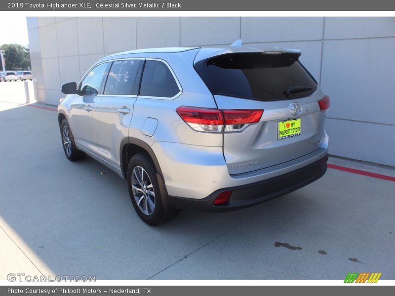 Celestial Silver Metallic / Black 2018 Toyota Highlander XLE