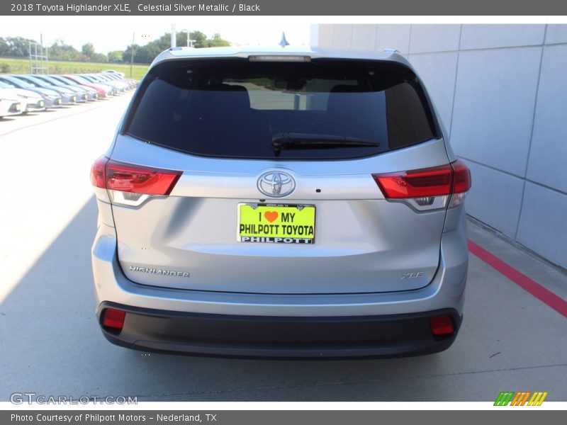 Celestial Silver Metallic / Black 2018 Toyota Highlander XLE