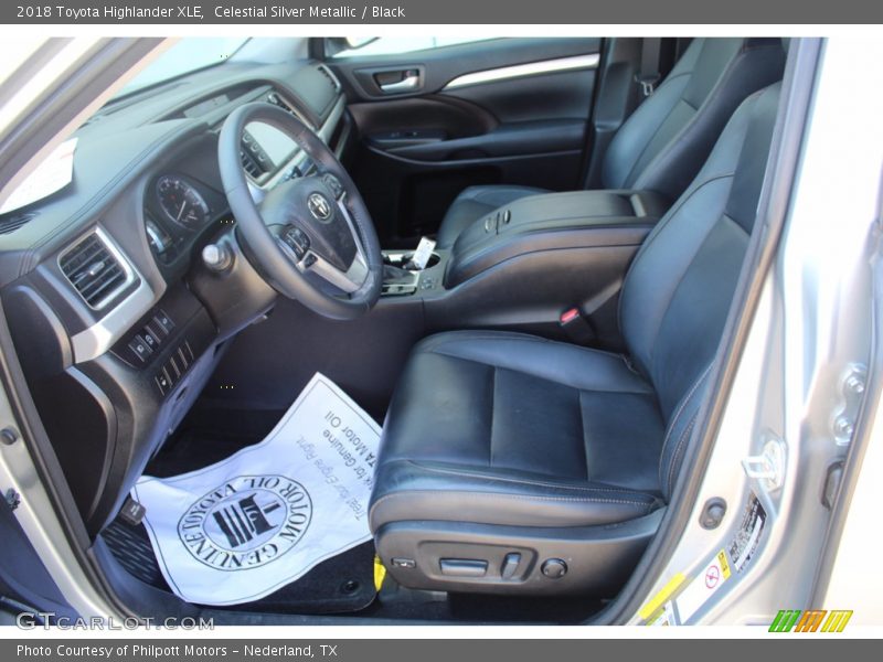 Celestial Silver Metallic / Black 2018 Toyota Highlander XLE