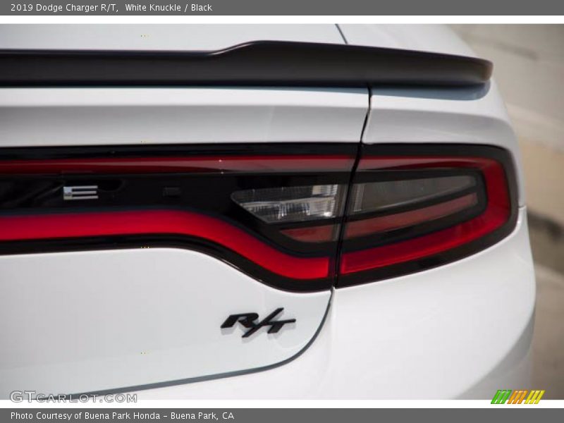 White Knuckle / Black 2019 Dodge Charger R/T