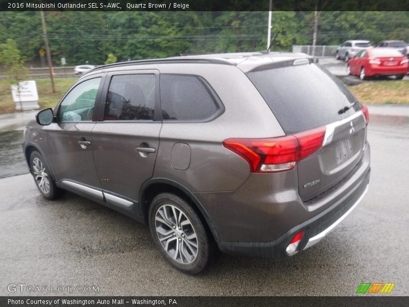  2016 Outlander SEL S-AWC Quartz Brown