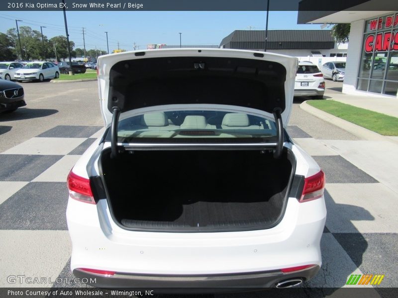 Snow White Pearl / Beige 2016 Kia Optima EX