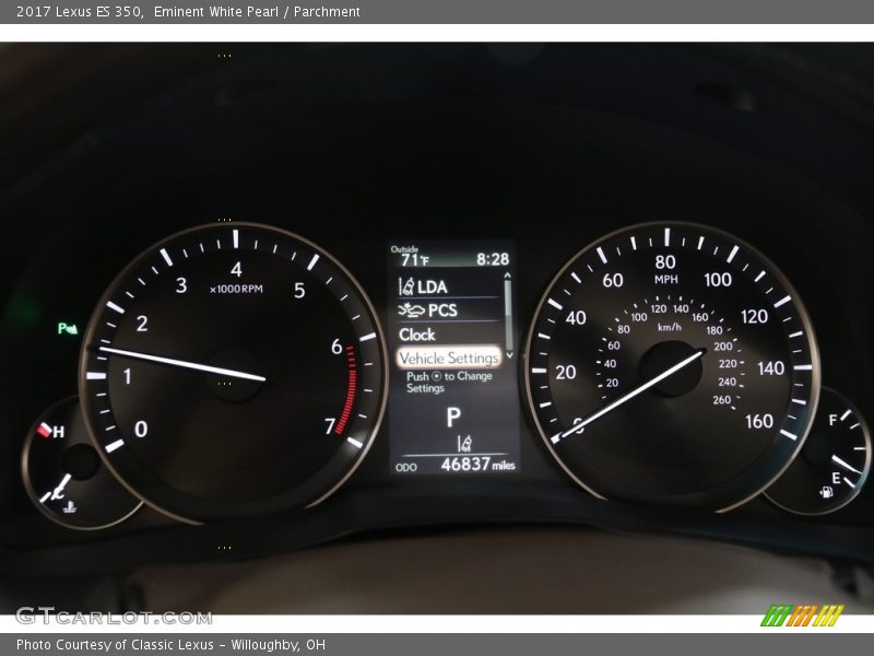Eminent White Pearl / Parchment 2017 Lexus ES 350