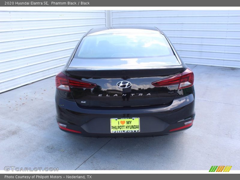 Phantom Black / Black 2020 Hyundai Elantra SE