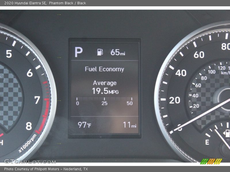 Phantom Black / Black 2020 Hyundai Elantra SE