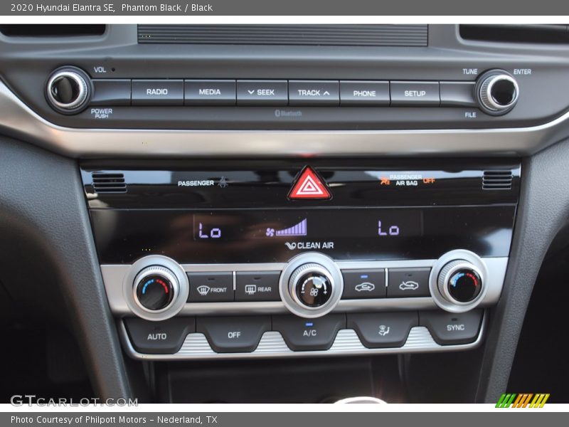 Phantom Black / Black 2020 Hyundai Elantra SE