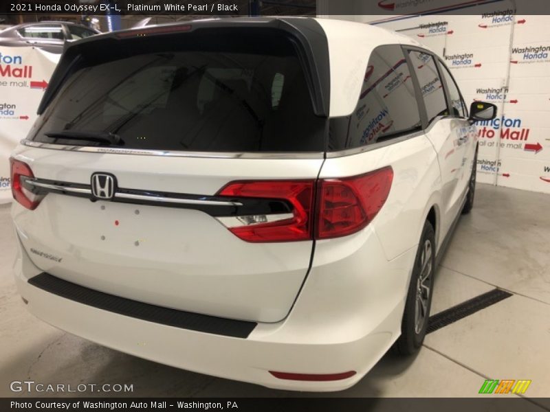 Platinum White Pearl / Black 2021 Honda Odyssey EX-L