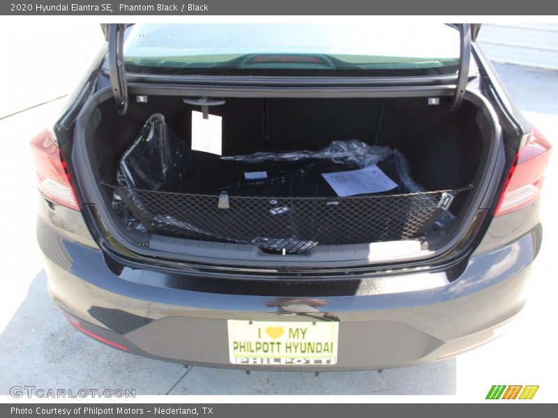 Phantom Black / Black 2020 Hyundai Elantra SE