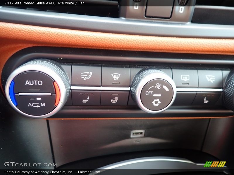Alfa White / Tan 2017 Alfa Romeo Giulia AWD