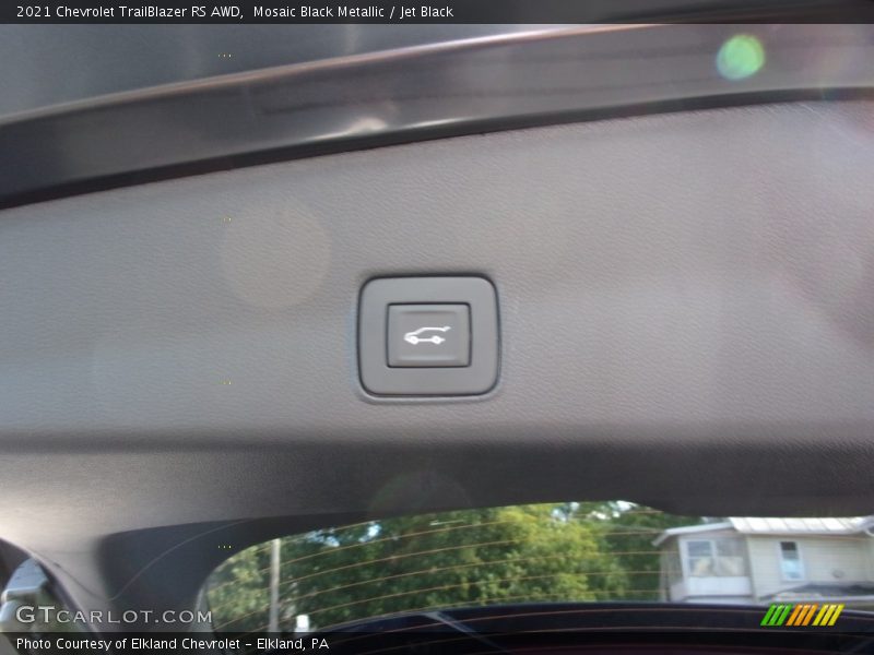 Mosaic Black Metallic / Jet Black 2021 Chevrolet TrailBlazer RS AWD