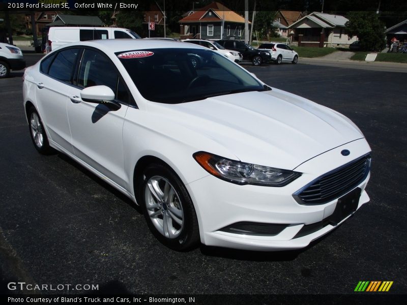 Front 3/4 View of 2018 Fusion SE