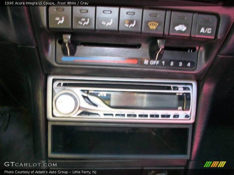 Frost White / Gray 1996 Acura Integra LS Coupe