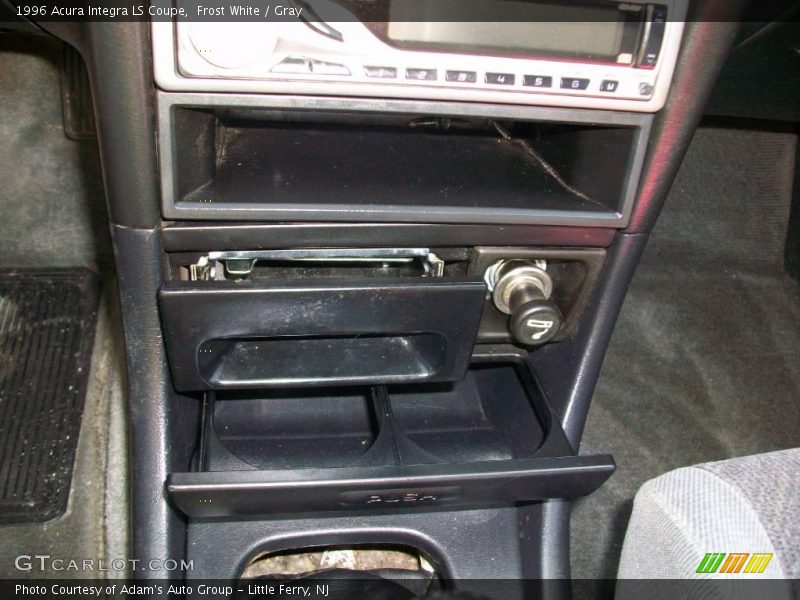 Frost White / Gray 1996 Acura Integra LS Coupe