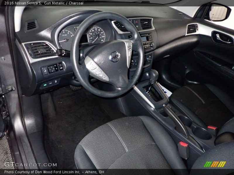 Gun Metallic / Charcoal 2016 Nissan Sentra S