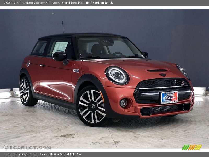 Front 3/4 View of 2021 Hardtop Cooper S 2 Door
