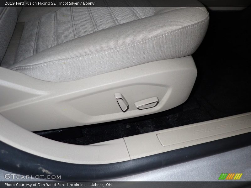 Ingot Silver / Ebony 2019 Ford Fusion Hybrid SE