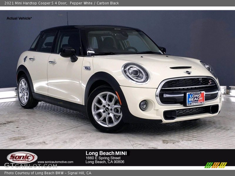 Pepper White / Carbon Black 2021 Mini Hardtop Cooper S 4 Door