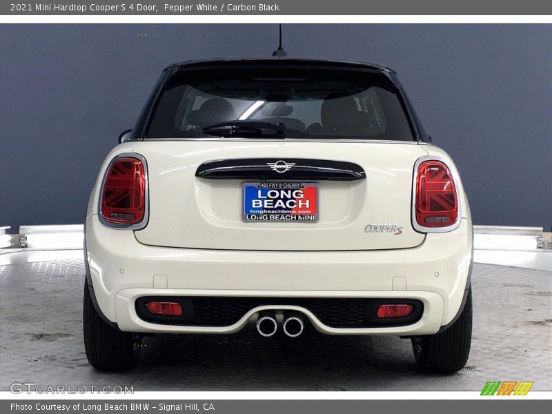 Pepper White / Carbon Black 2021 Mini Hardtop Cooper S 4 Door