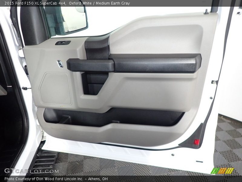 Oxford White / Medium Earth Gray 2015 Ford F150 XL SuperCab 4x4