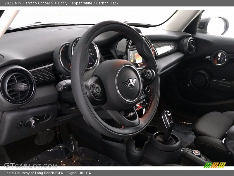 Pepper White / Carbon Black 2021 Mini Hardtop Cooper S 4 Door