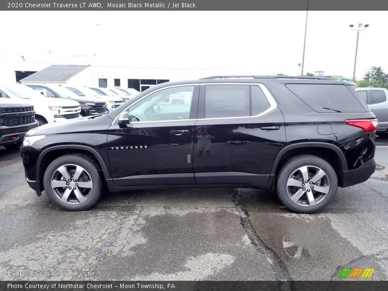 Mosaic Black Metallic / Jet Black 2020 Chevrolet Traverse LT AWD