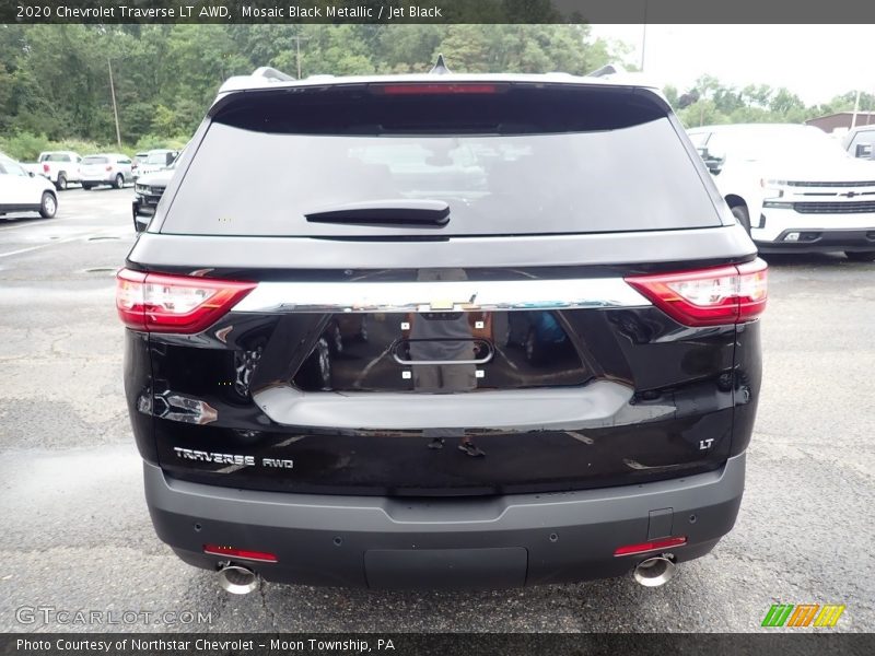 Mosaic Black Metallic / Jet Black 2020 Chevrolet Traverse LT AWD