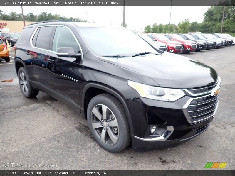 Mosaic Black Metallic / Jet Black 2020 Chevrolet Traverse LT AWD