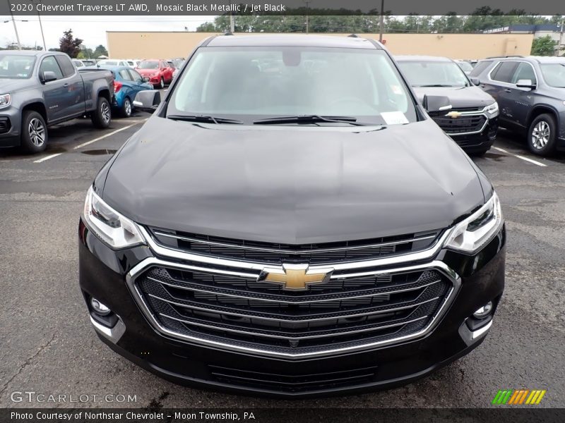 Mosaic Black Metallic / Jet Black 2020 Chevrolet Traverse LT AWD