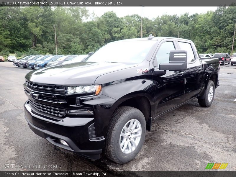 Front 3/4 View of 2020 Silverado 1500 RST Crew Cab 4x4