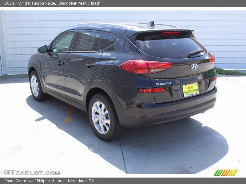 Black Noir Pearl / Black 2021 Hyundai Tucson Value