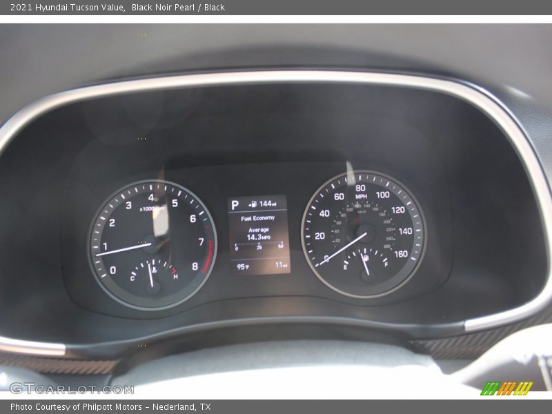 Black Noir Pearl / Black 2021 Hyundai Tucson Value