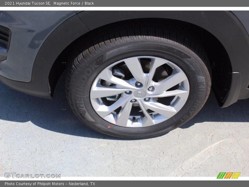 Magnetic Force / Black 2021 Hyundai Tucson SE