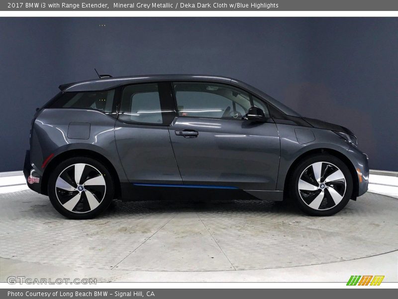 Mineral Grey Metallic / Deka Dark Cloth w/Blue Highlights 2017 BMW i3 with Range Extender