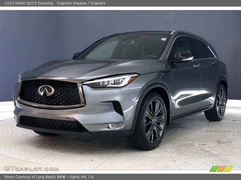 Front 3/4 View of 2020 QX50 Essential