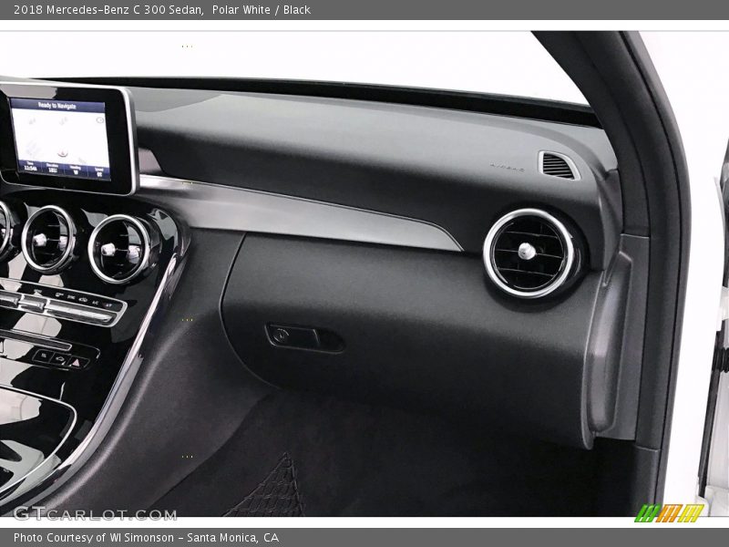 Polar White / Black 2018 Mercedes-Benz C 300 Sedan
