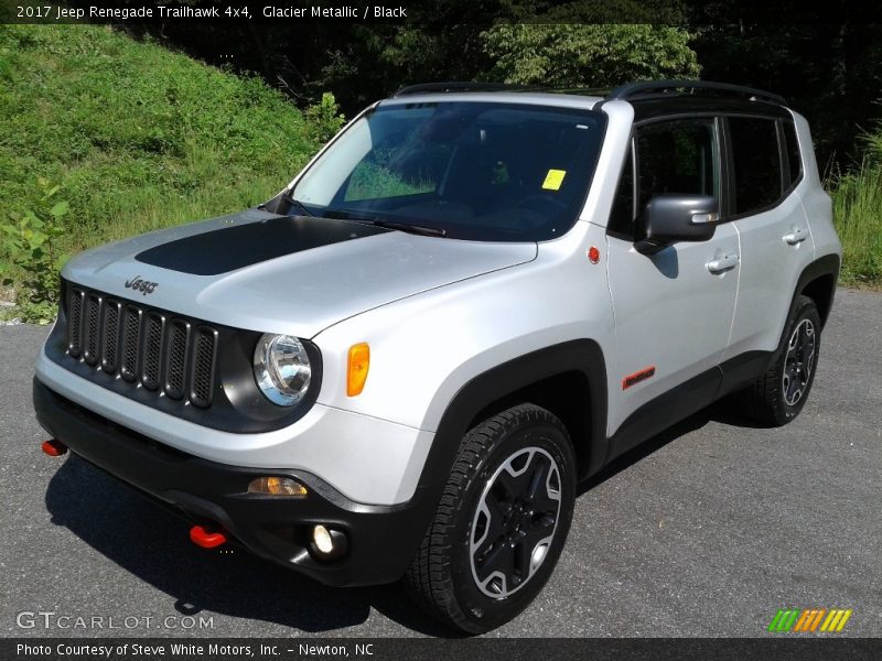 Glacier Metallic / Black 2017 Jeep Renegade Trailhawk 4x4